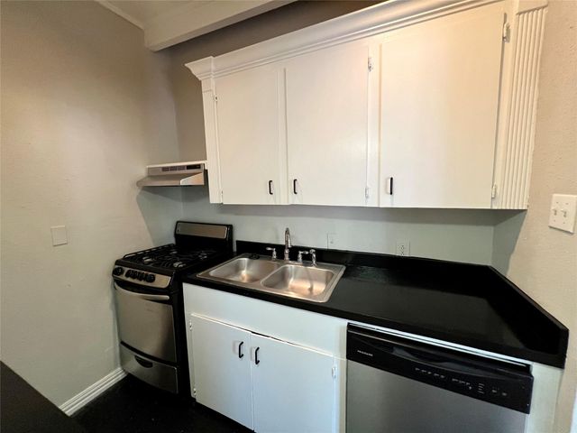 219 Marshall Street 222, Houston, TX 77006