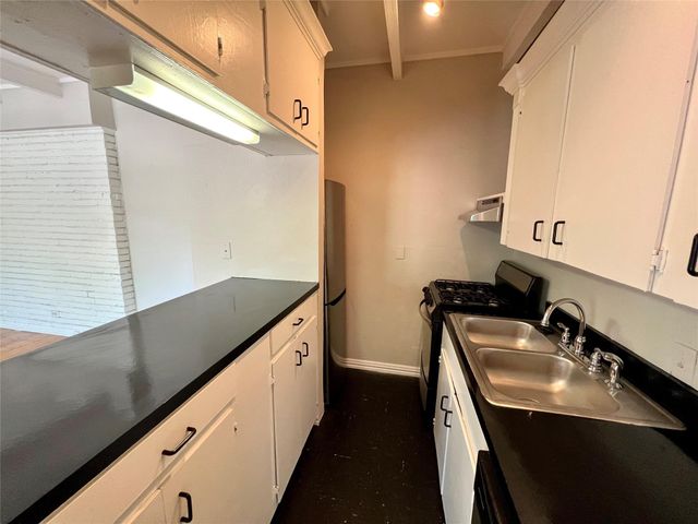 219 Marshall Street 222, Houston, TX 77006