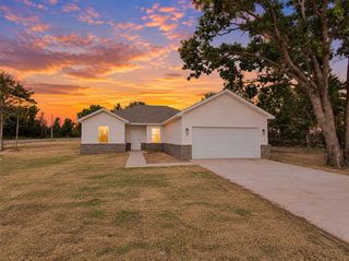 7231 S Douglas, Guthrie, OK 73044