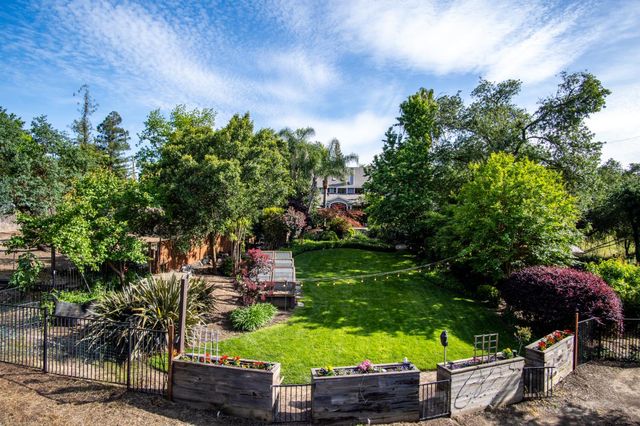 6533 Landis Ave, Carmichael, CA 95608