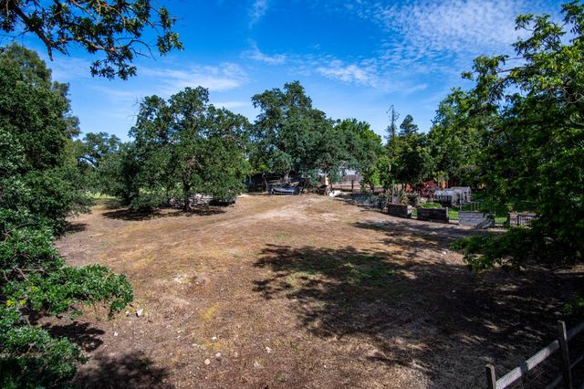 6533 Landis Ave, Carmichael, CA 95608