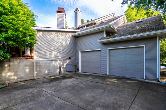 6533 Landis Ave, Carmichael, CA 95608