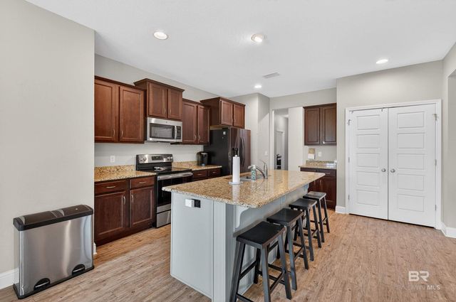 10518 Dunmore Drive, Daphne, AL 36526