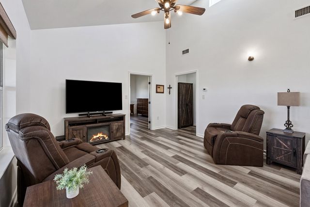 114 Solar Hill, Kerrville, TX 78028