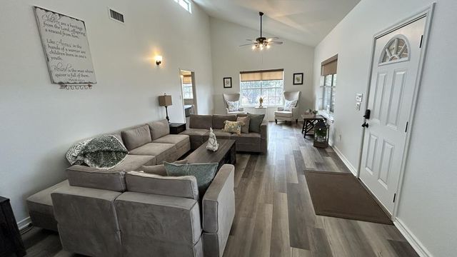 114 Solar Hill, Kerrville, TX 78028