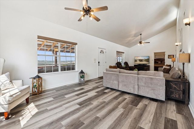 114 Solar Hill, Kerrville, TX 78028