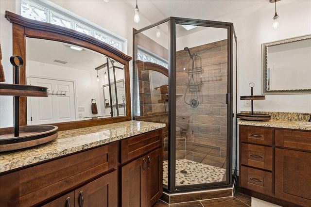 114 Solar Hill, Kerrville, TX 78028