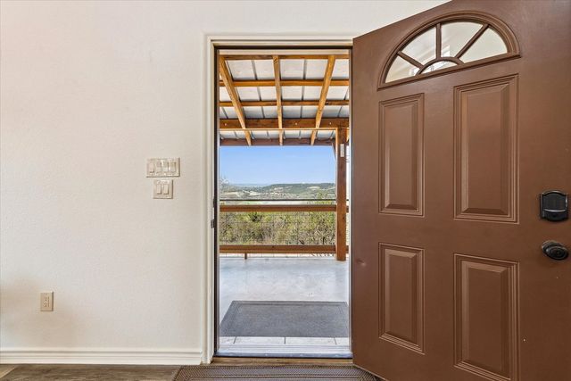 114 Solar Hill, Kerrville, TX 78028