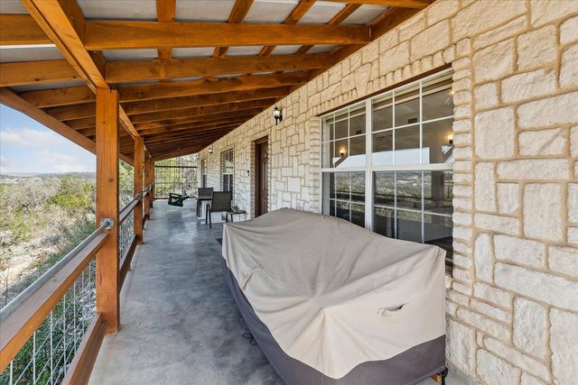 114 Solar Hill, Kerrville, TX 78028