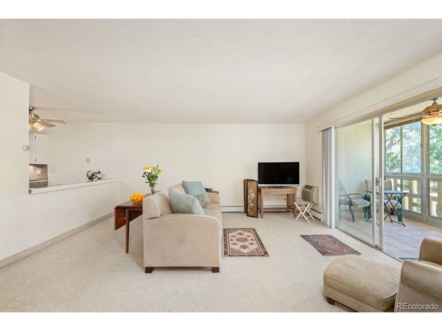 645 S Alton Way 40-10B, Denver, CO 80247