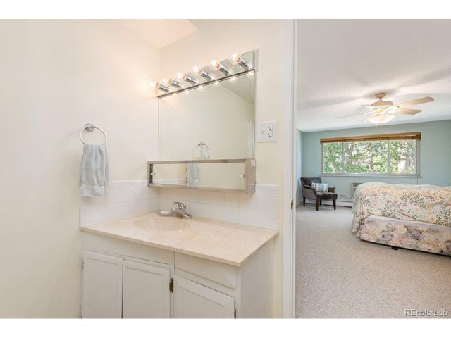 645 S Alton Way 40-10B, Denver, CO 80247