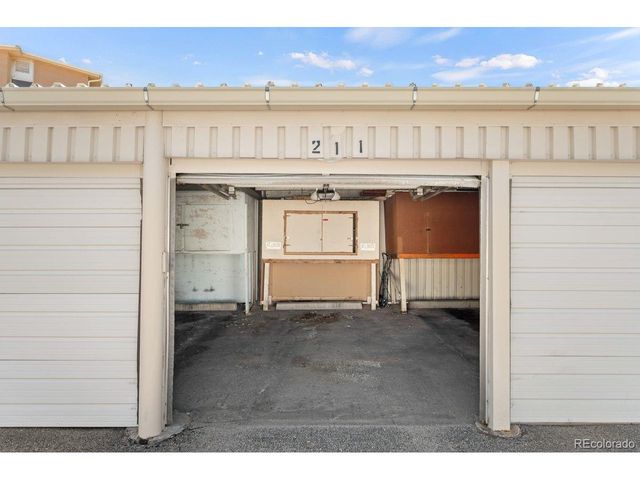645 S Alton Way 40-10B, Denver, CO 80247