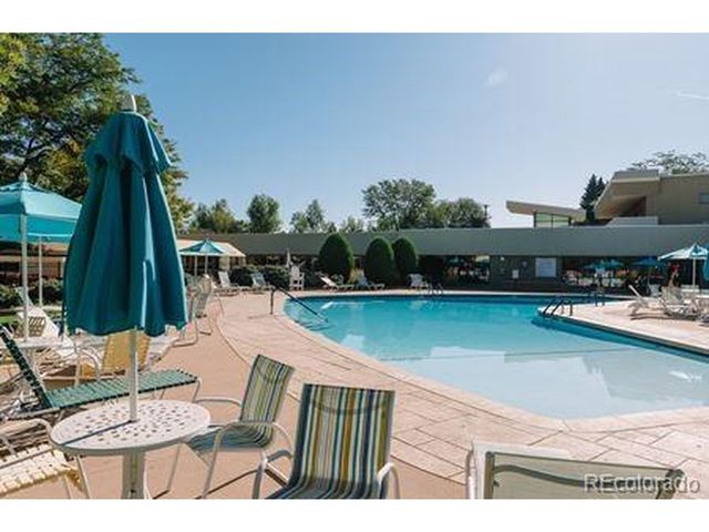645 S Alton Way 40-10B, Denver, CO 80247