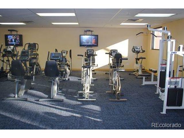 645 S Alton Way 40-10B, Denver, CO 80247