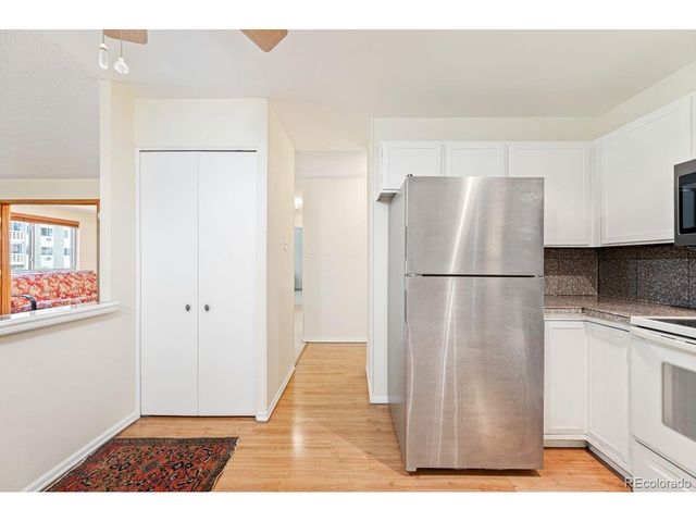 645 S Alton Way 40-10B, Denver, CO 80247