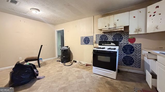 431 Pomona Circle SW, Atlanta, GA 30315