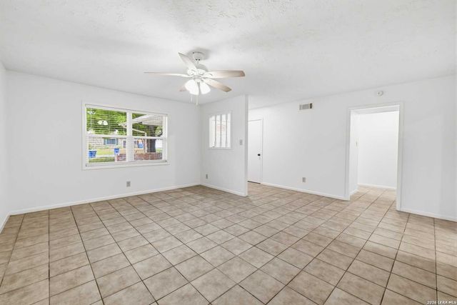 301 Manor dr A, Kerrville, TX 78028