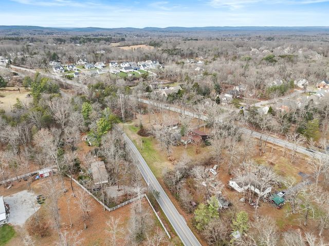 4805 Taft Highway, Signal Mountain, TN 37377