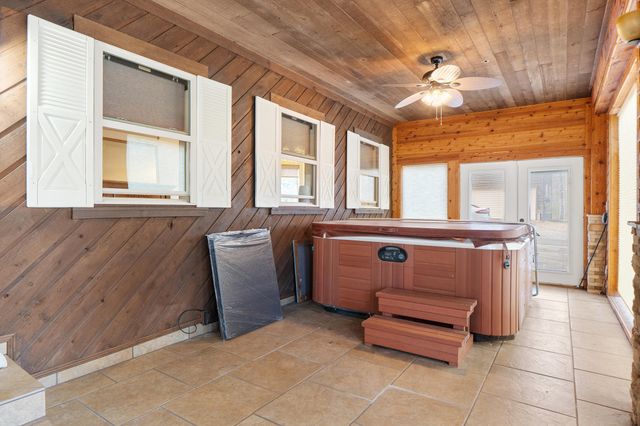 4805 Taft Highway, Signal Mountain, TN 37377