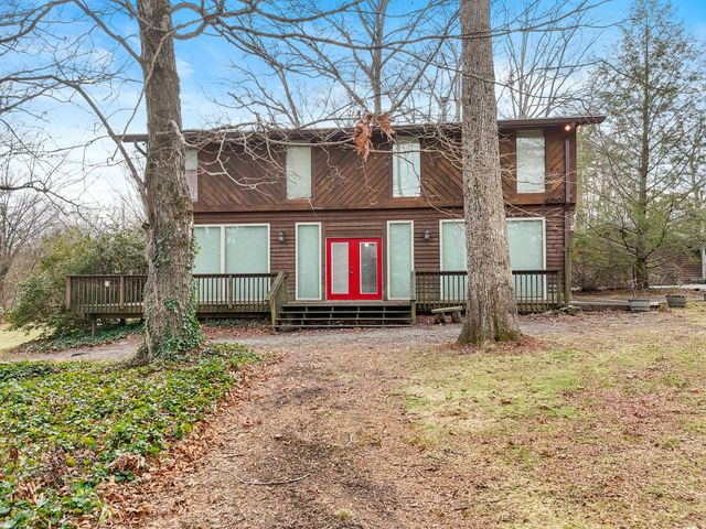 4805 Taft Highway, Signal Mountain, TN 37377