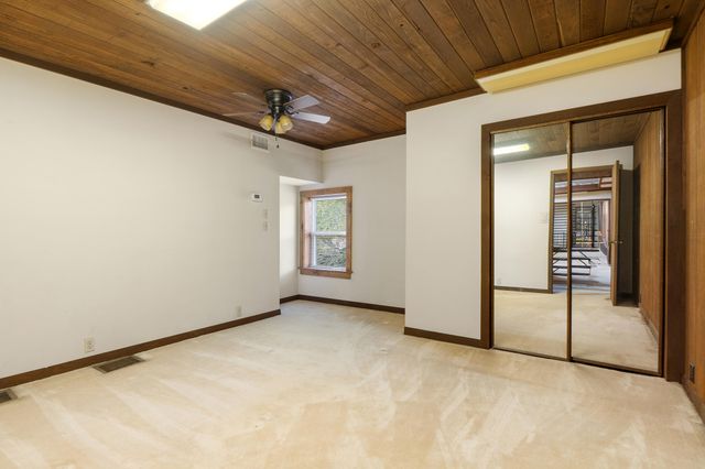 4805 Taft Highway, Signal Mountain, TN 37377