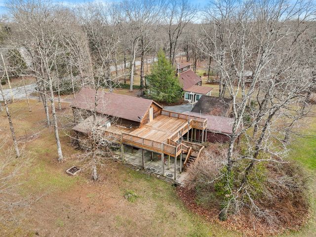 4805 Taft Highway, Signal Mountain, TN 37377