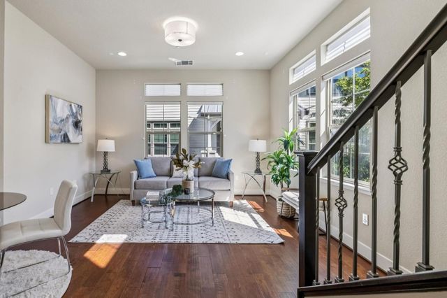 418 Chapman Lane, San Mateo, CA 94403