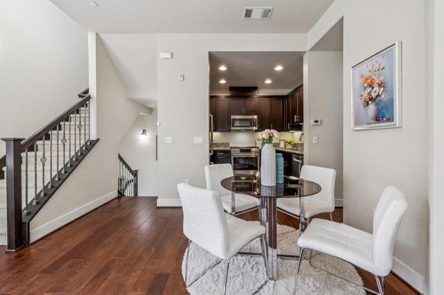 418 Chapman Lane, San Mateo, CA 94403