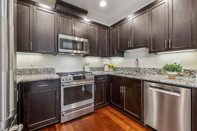 418 Chapman Lane, San Mateo, CA 94403