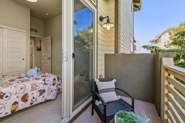 418 Chapman Lane, San Mateo, CA 94403