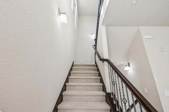 418 Chapman Lane, San Mateo, CA 94403