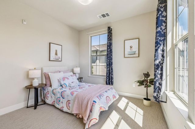 418 Chapman Lane, San Mateo, CA 94403