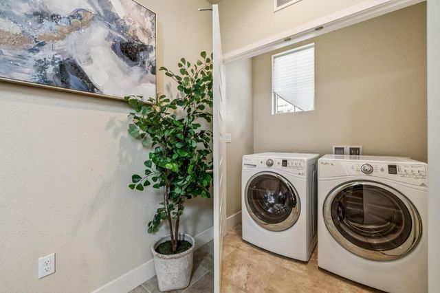 418 Chapman Lane, San Mateo, CA 94403