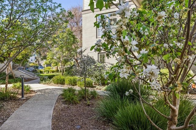 418 Chapman Lane, San Mateo, CA 94403