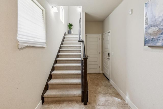 418 Chapman Lane, San Mateo, CA 94403