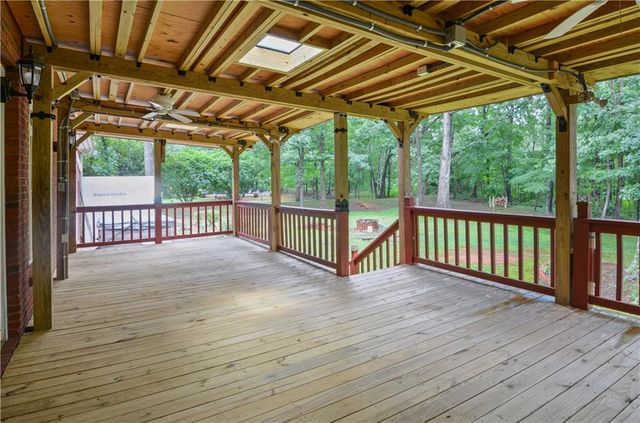 1091 Glenwood Lane, Bogart, GA 30622