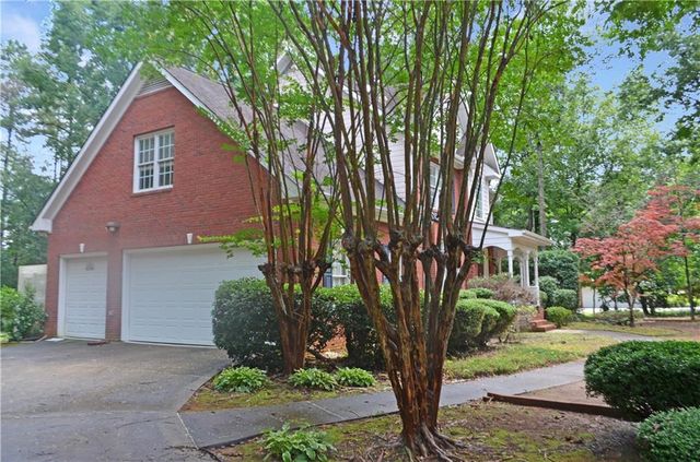 1091 Glenwood Lane, Bogart, GA 30622