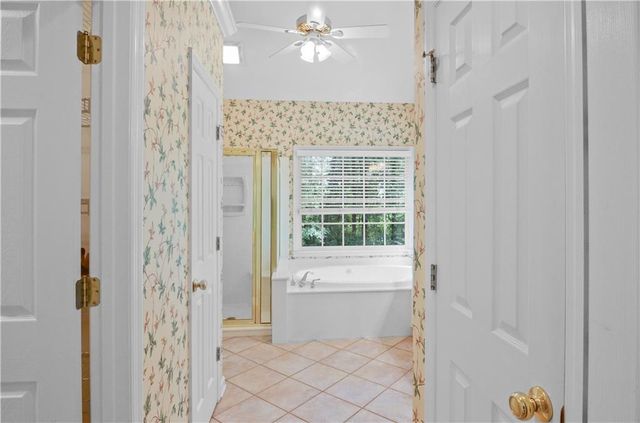 1091 Glenwood Lane, Bogart, GA 30622
