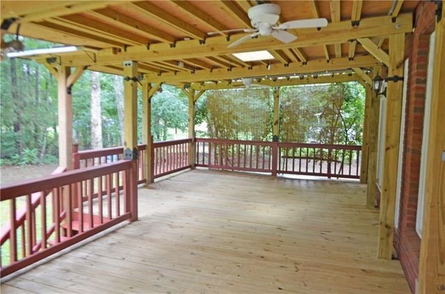1091 Glenwood Lane, Bogart, GA 30622