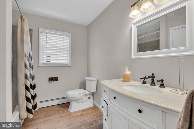 3 WHITAKER DR, Toms River, NJ 08757