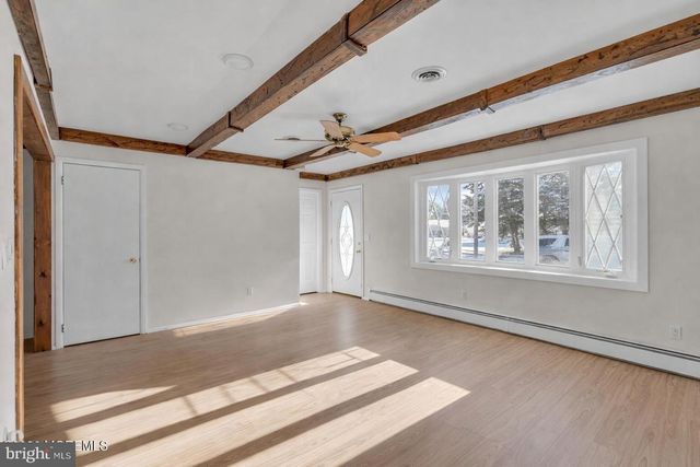 3 WHITAKER DR, Toms River, NJ 08757