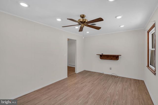 3 WHITAKER DR, Toms River, NJ 08757