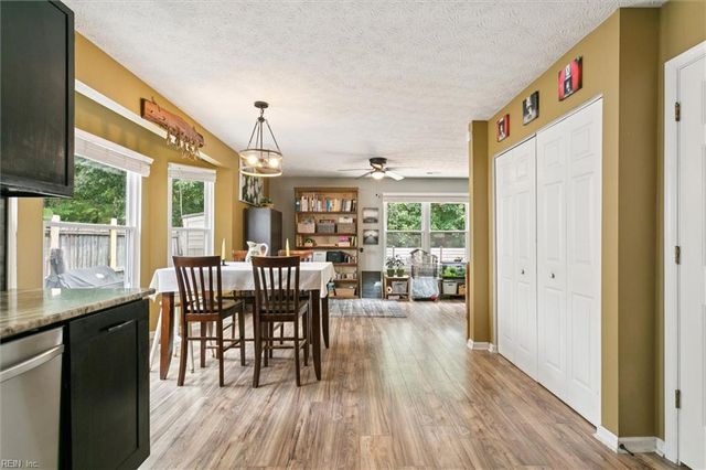 940 Lowry PL, Newport News, VA 23608