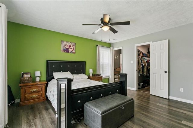 940 Lowry PL, Newport News, VA 23608