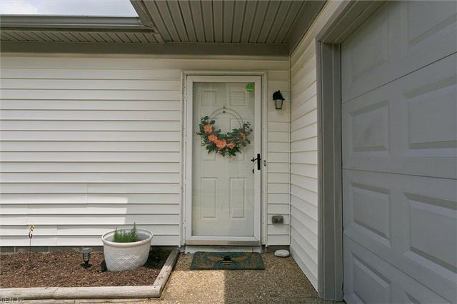940 Lowry PL, Newport News, VA 23608