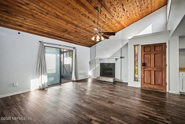 1569 ARCADIA Drive, Jacksonville, FL 32207