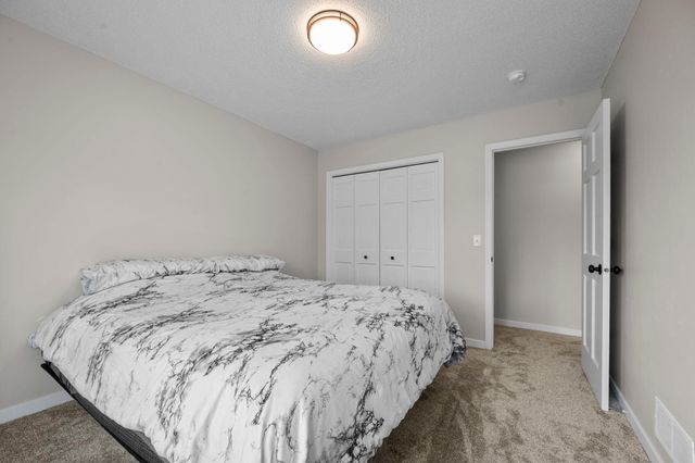 6667 Kingsview Lane N, Maple Grove, MN 55311