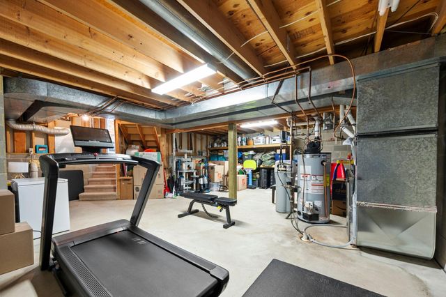 6667 Kingsview Lane N, Maple Grove, MN 55311