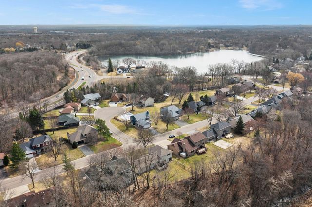 6667 Kingsview Lane N, Maple Grove, MN 55311