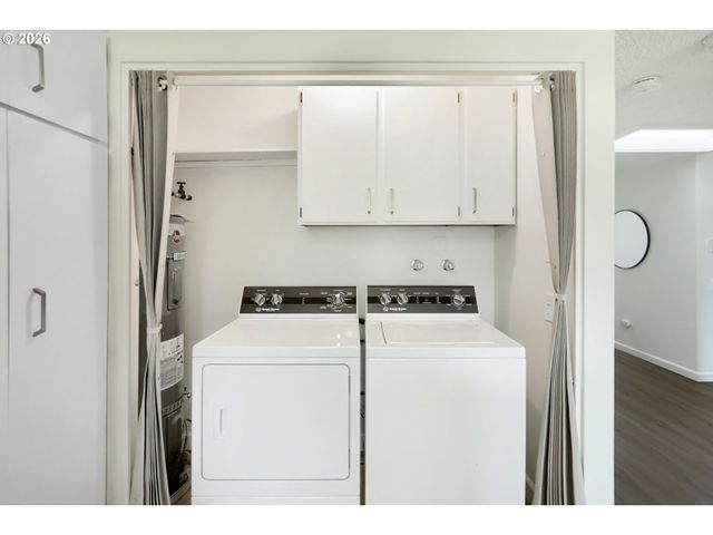 15710 Sw GREENS Way, Portland, OR 97224